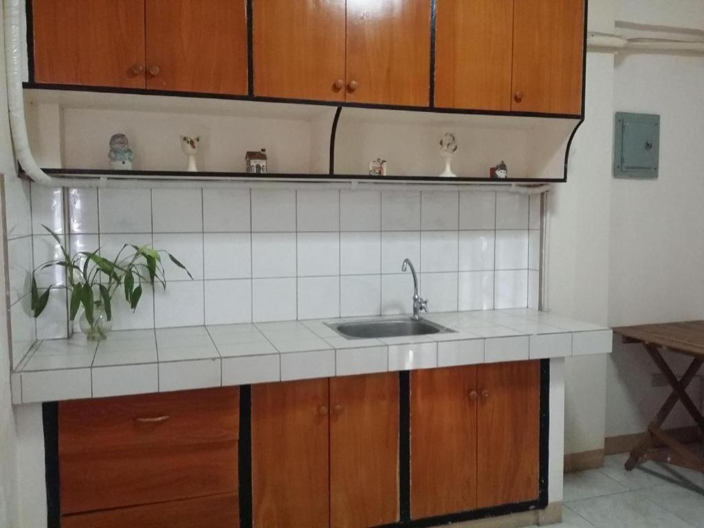 Bridgeview Hotel Laoag Dış mekan fotoğraf